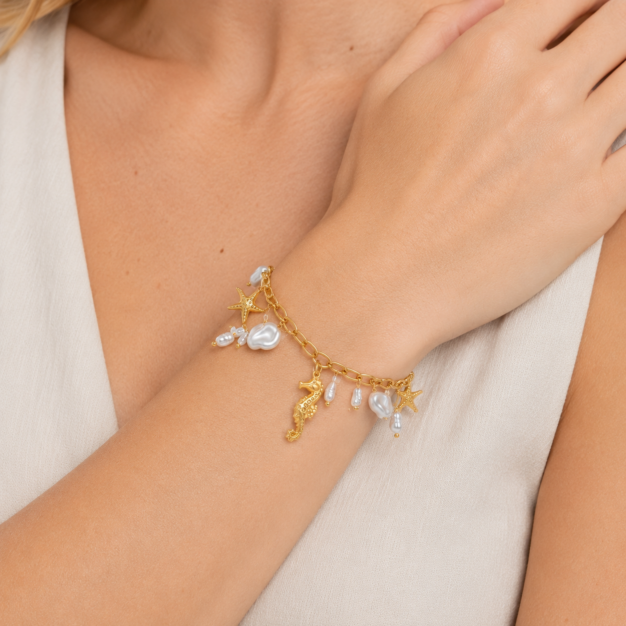 Gold-Tone Ocean Charm Bracelet – Summer Beach Jewelry for Women
